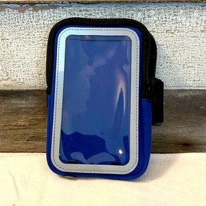 Workout band for cell phone